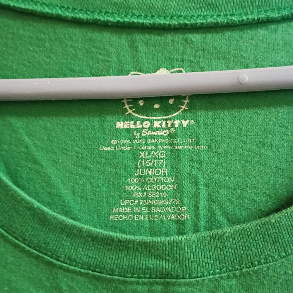2/$10 Hello Kitty Holiday Green Top Junior Sizing XL - Picture 3 of 8